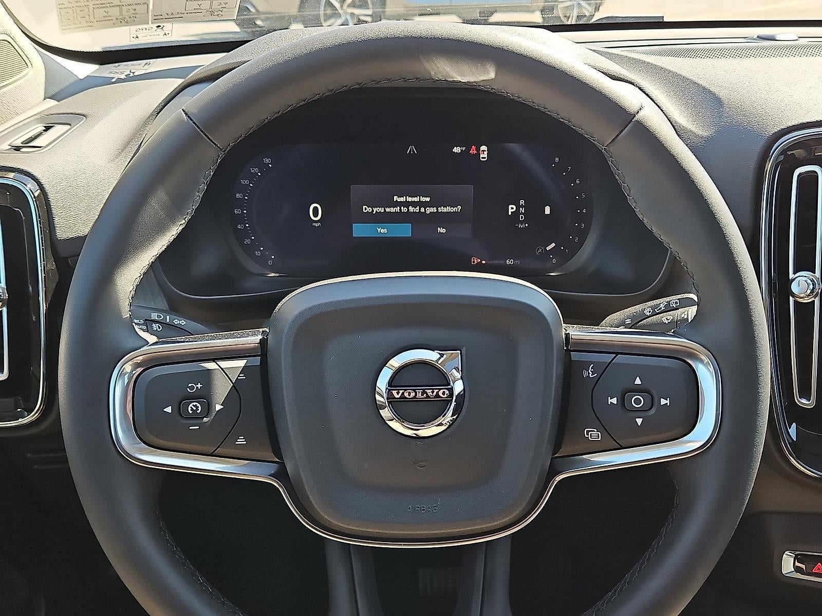 2026 Volvo XC40 B5 AWD Ultra