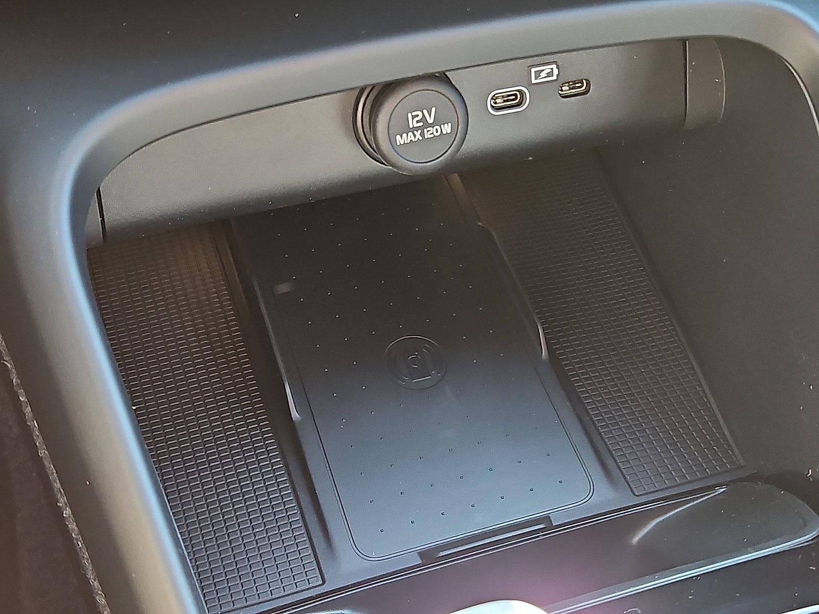2026 Volvo XC40 B5 AWD Ultra