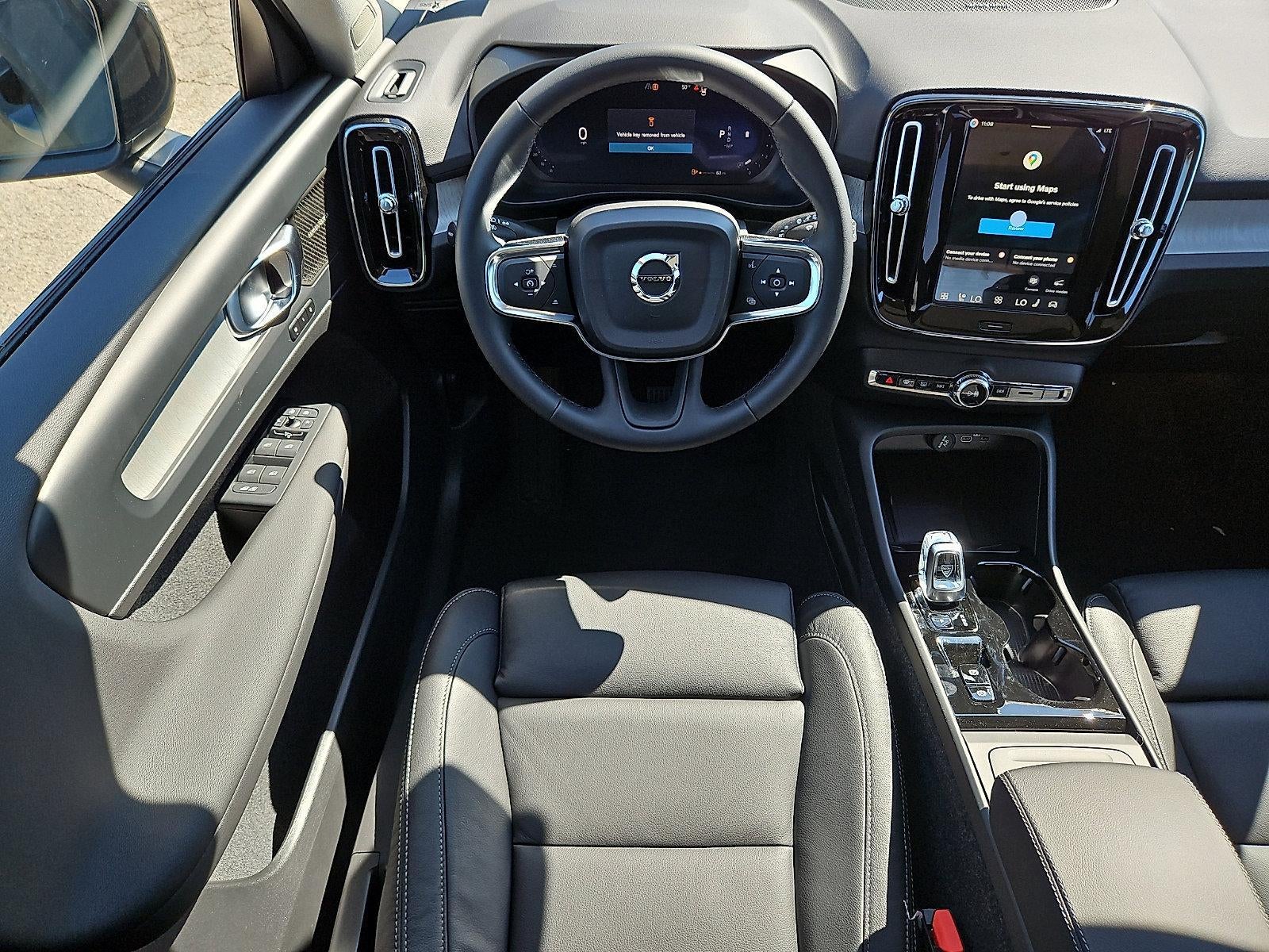 2026 Volvo XC40 B5 AWD Ultra