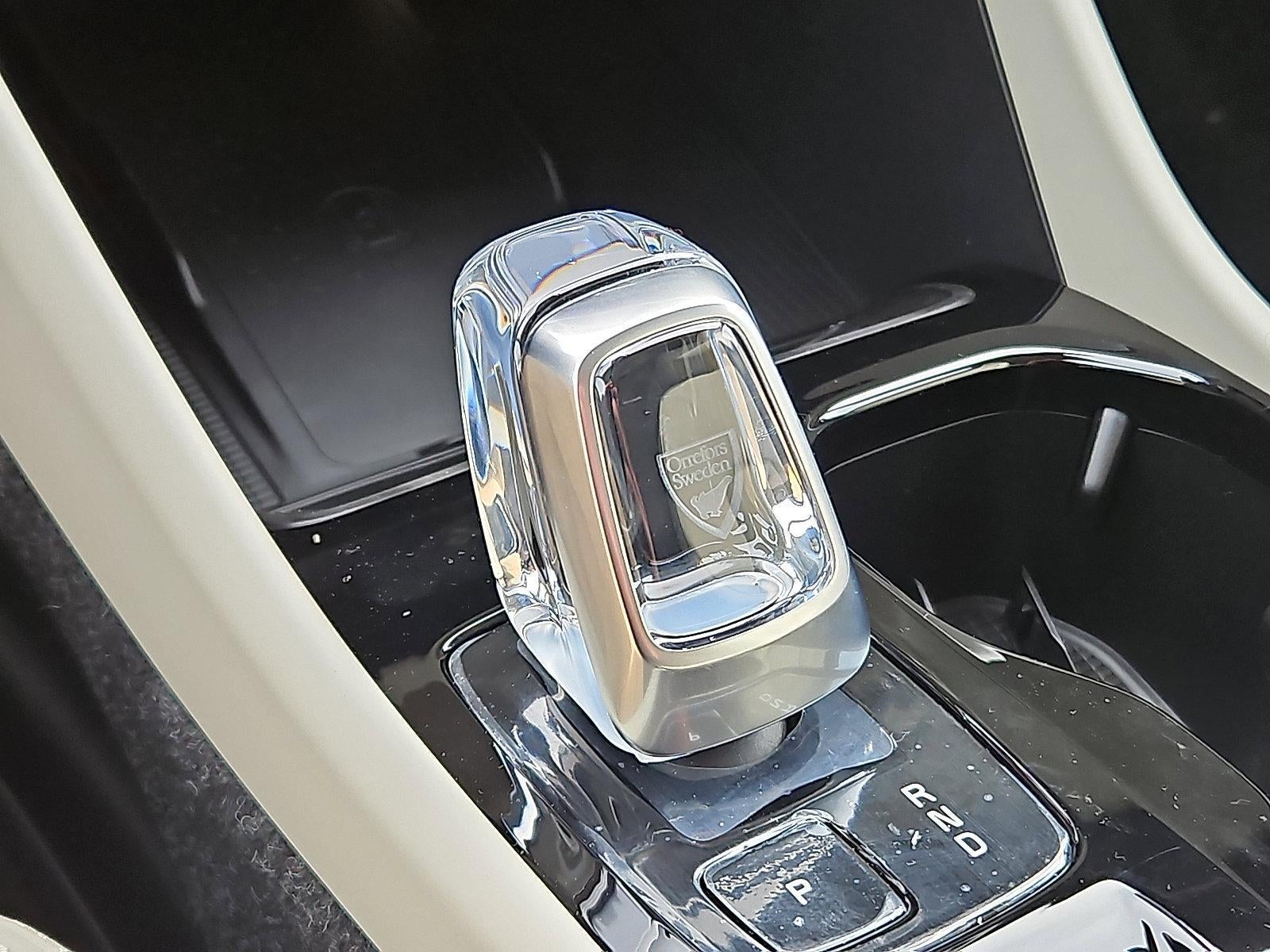 2026 Volvo XC40 B5 AWD Ultra