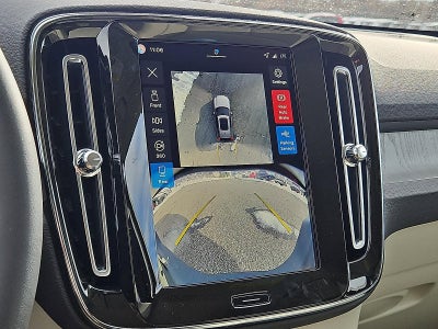 2026 Volvo XC40 B5 AWD Ultra