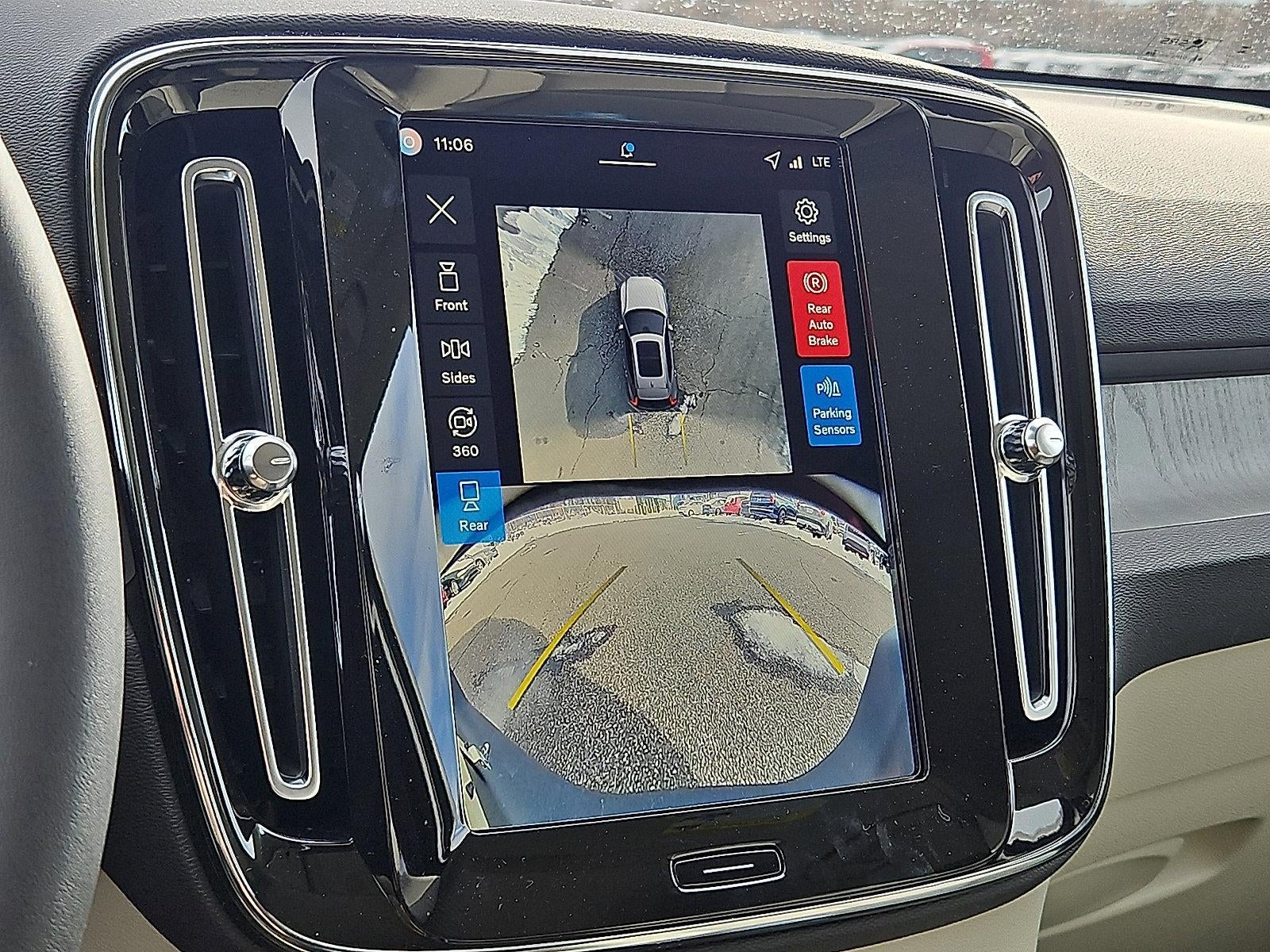 2026 Volvo XC40 B5 AWD Ultra