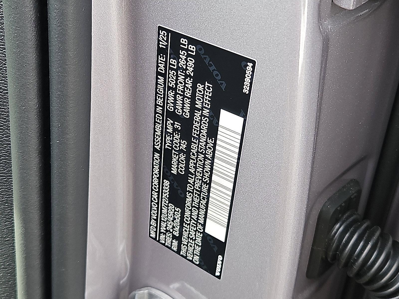 2026 Volvo XC40 B5 AWD Ultra