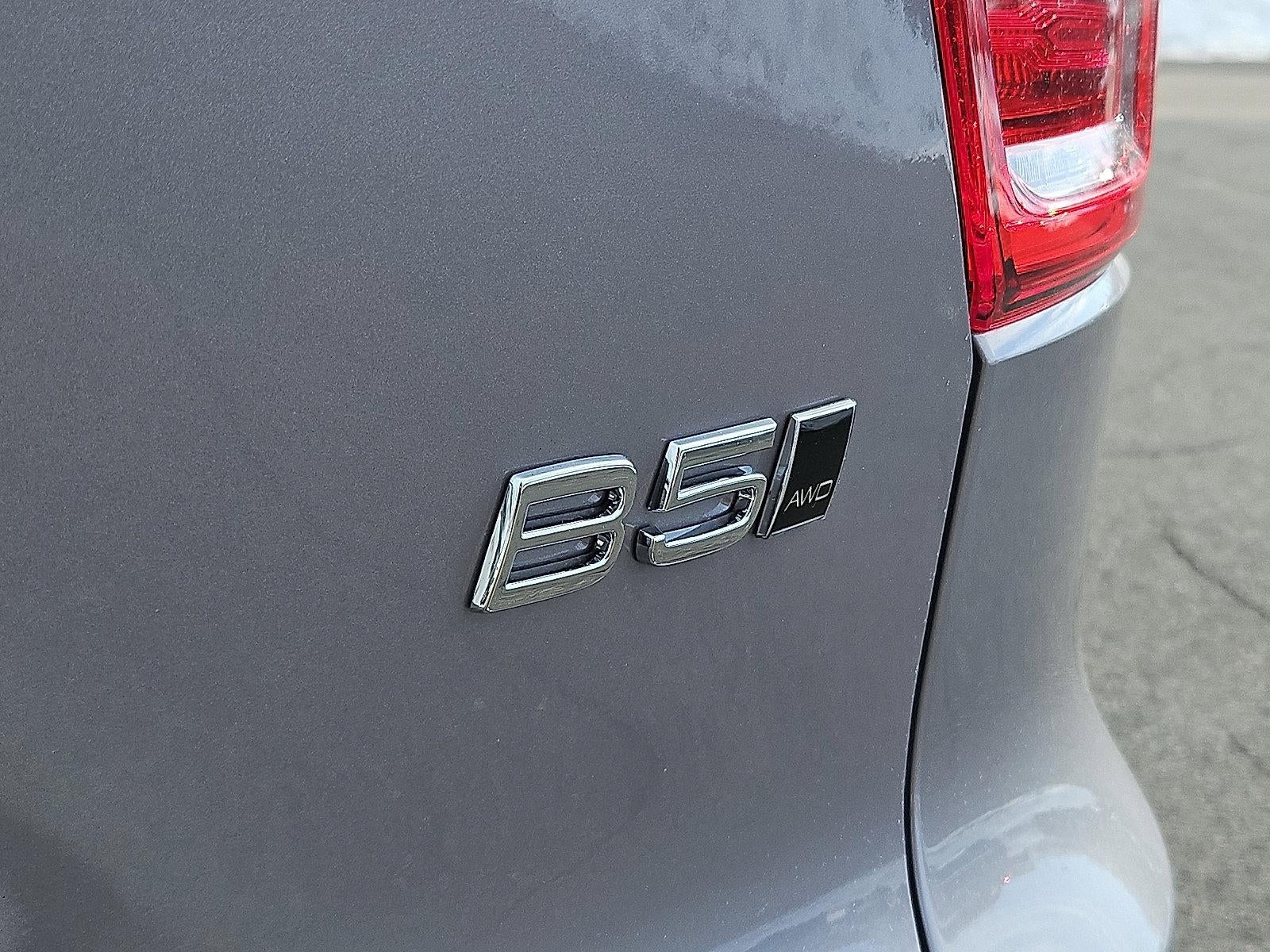 2026 Volvo XC40 B5 AWD Ultra