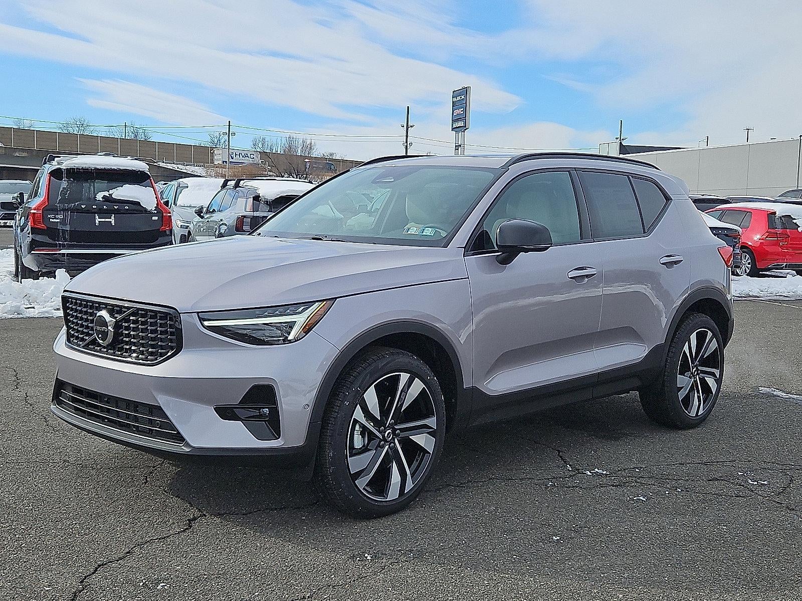 2026 Volvo XC40 B5 AWD Ultra