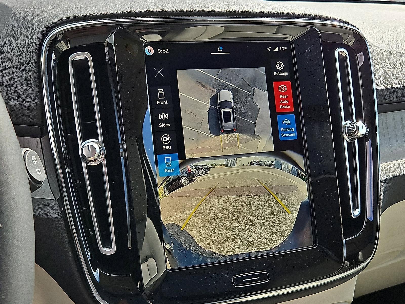 2026 Volvo XC40 B5 AWD Ultra