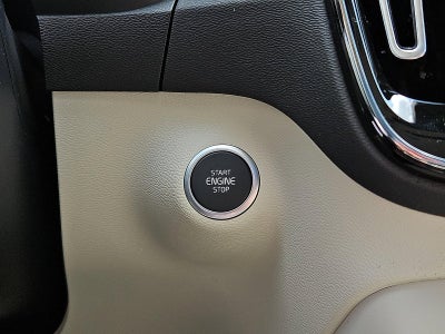 2026 Volvo XC40 B5 AWD Ultra