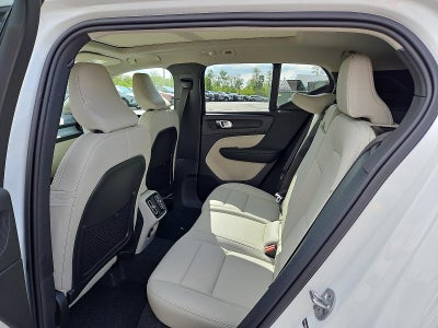 2026 Volvo XC40 B5 AWD Ultra