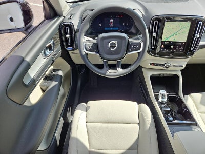 2026 Volvo XC40 B5 AWD Ultra