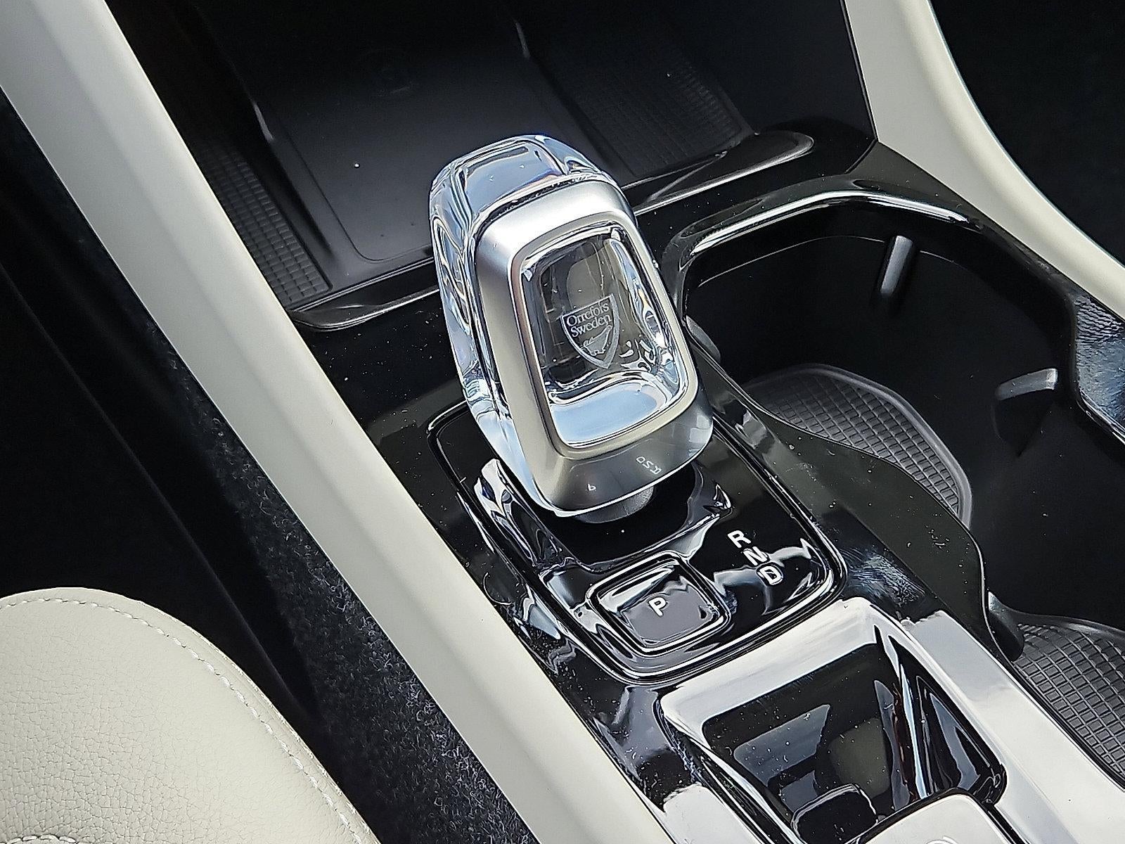 2026 Volvo XC40 B5 AWD Ultra