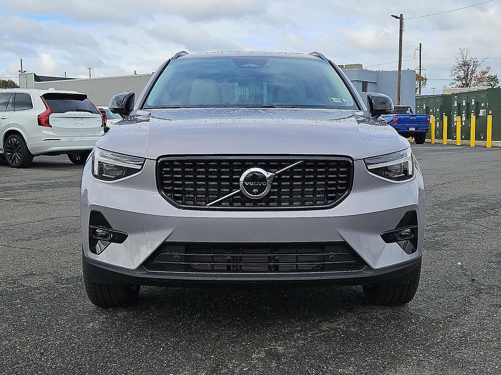 2026 Volvo XC40 B5 AWD Ultra