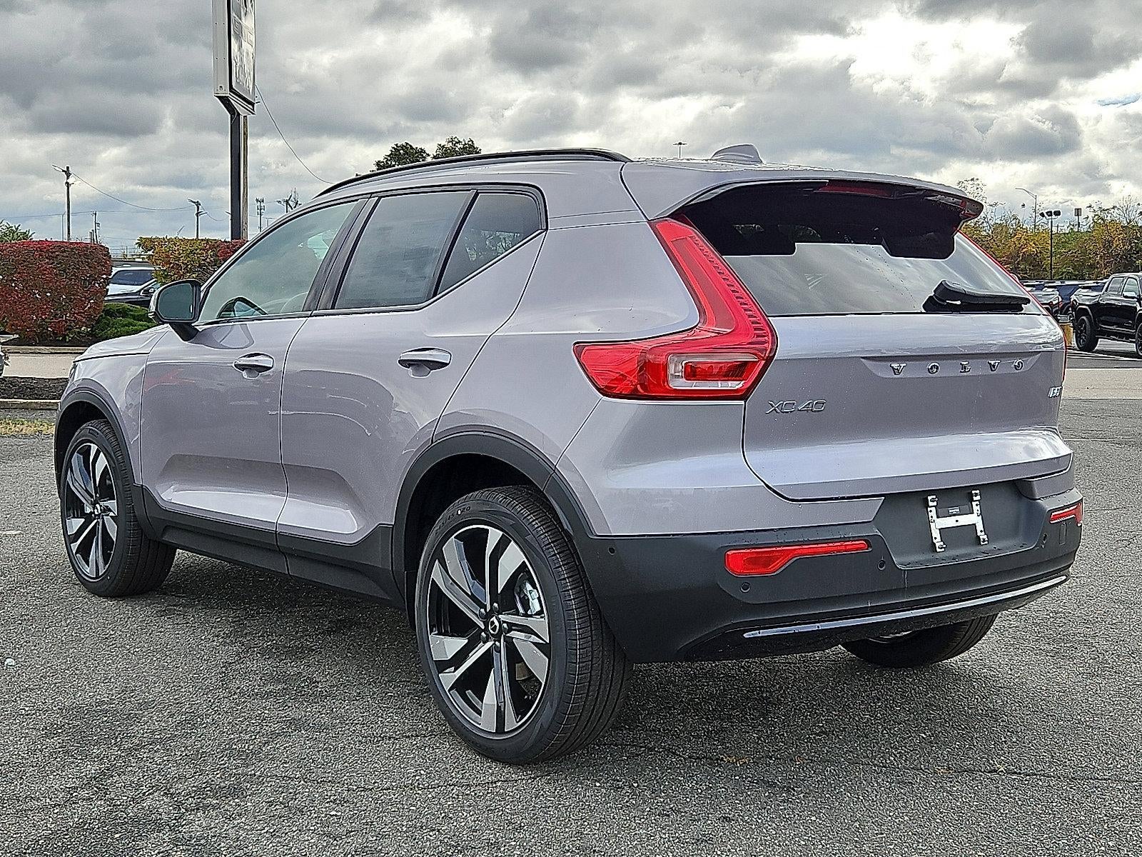 2026 Volvo XC40 B5 AWD Ultra