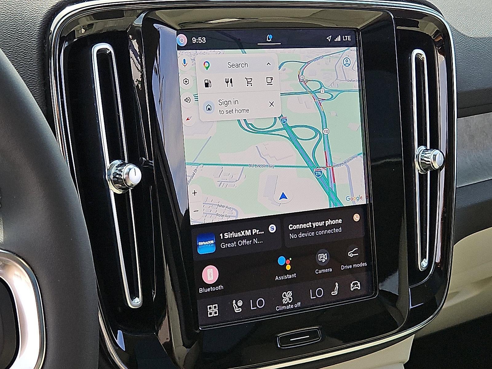 2023 Volvo XC40 B5 AWD Plus Bright Theme