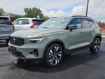 2023 Volvo XC40 B5 AWD Plus Dark Theme