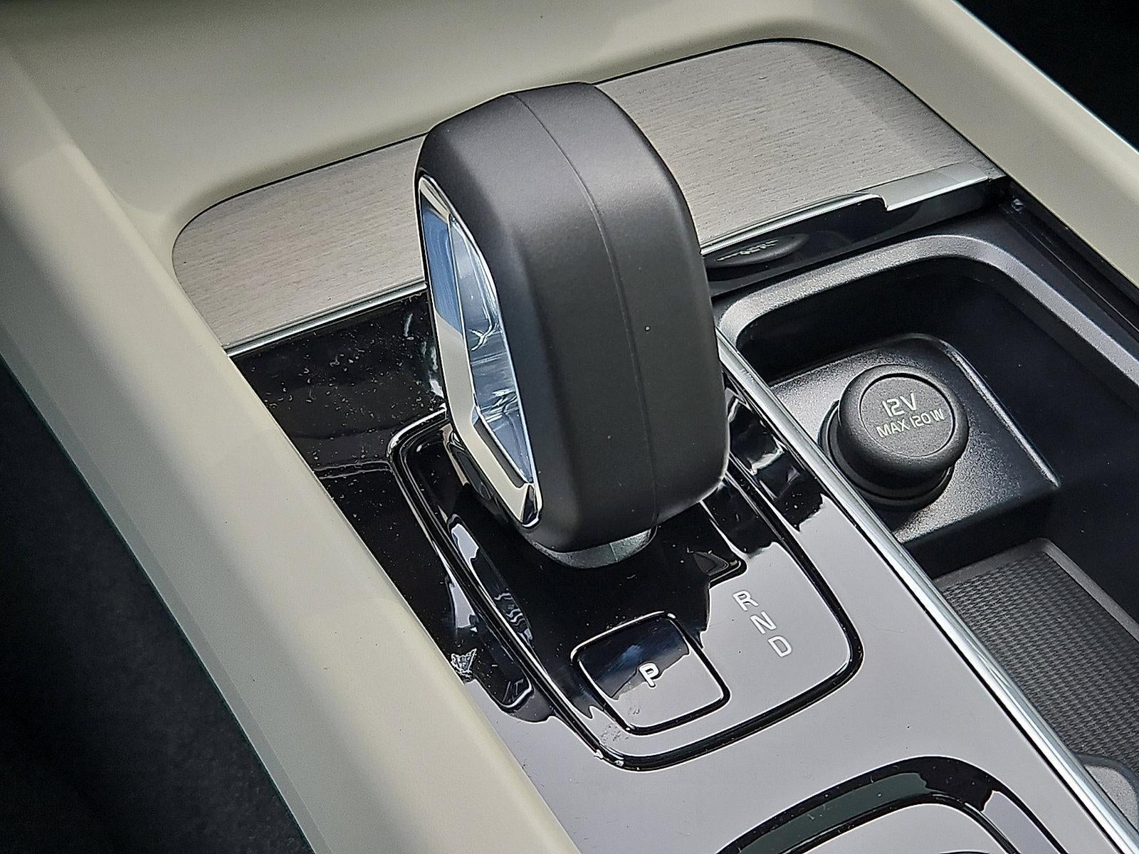 2026 Volvo V60 Cross Country B5 AWD Plus