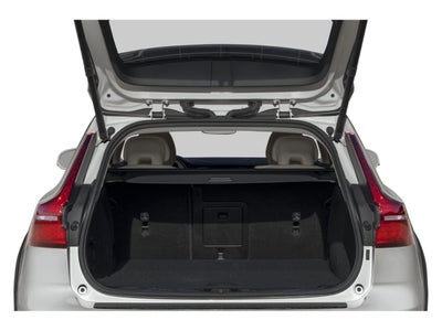 2026 Volvo V60 Cross Country B5 AWD Plus