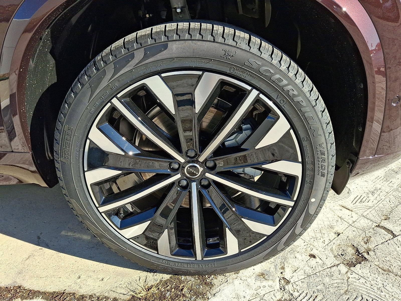 2026 Volvo XC90 B5 AWD Plus 7-Seater