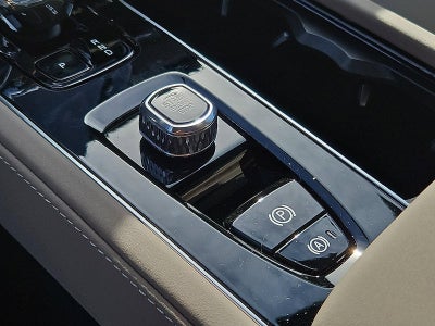 2026 Volvo XC90 B5 AWD Plus 7-Seater