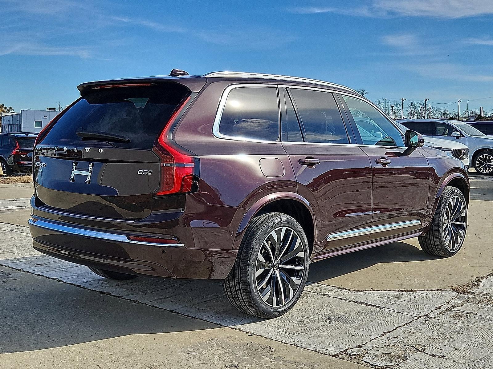 2026 Volvo XC90 B5 AWD Plus 7-Seater
