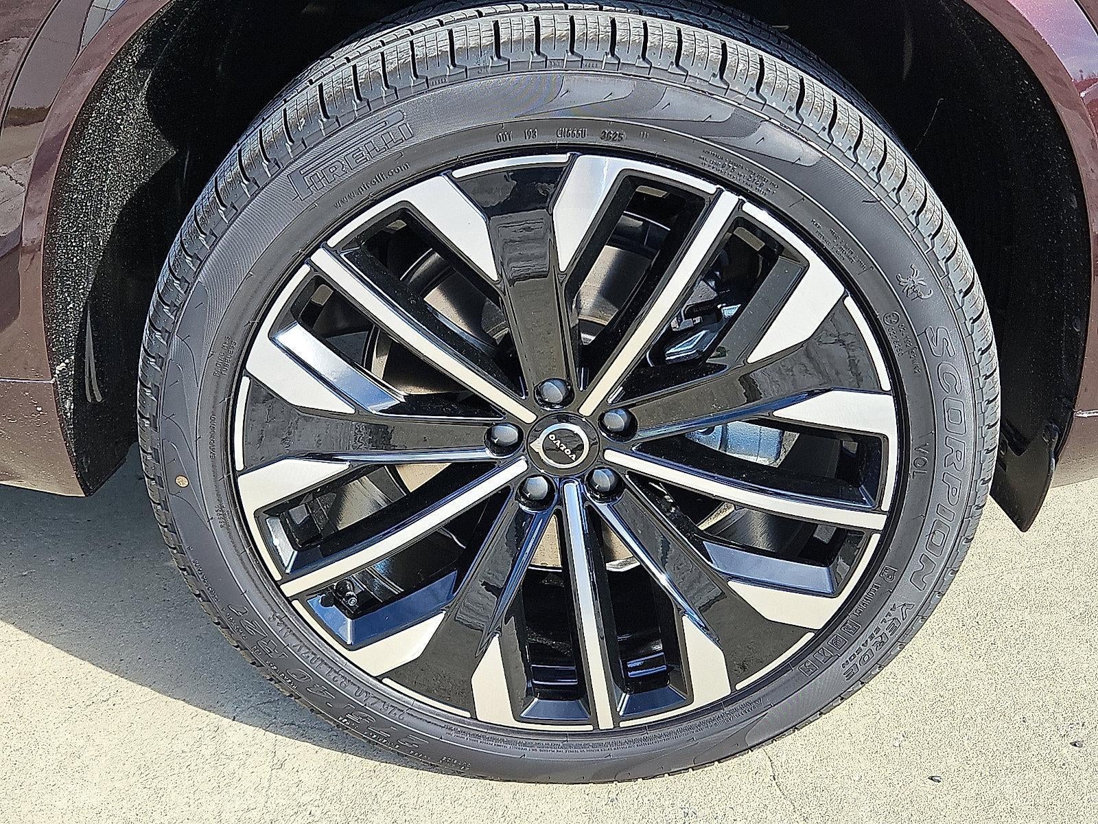 2026 Volvo XC90 B5 AWD Plus 7-Seater