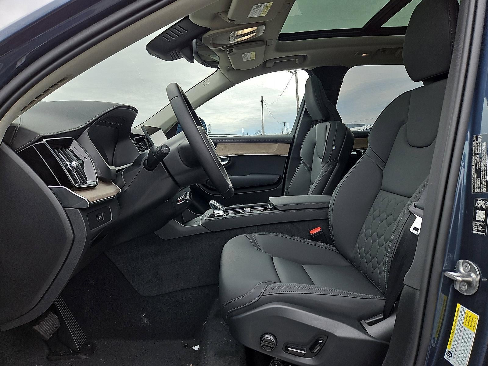 2026 Volvo XC90 B5 AWD Plus 7-Seater