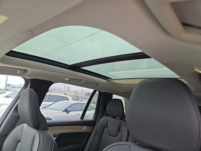2026 Volvo XC90 B5 AWD Plus 7-Seater