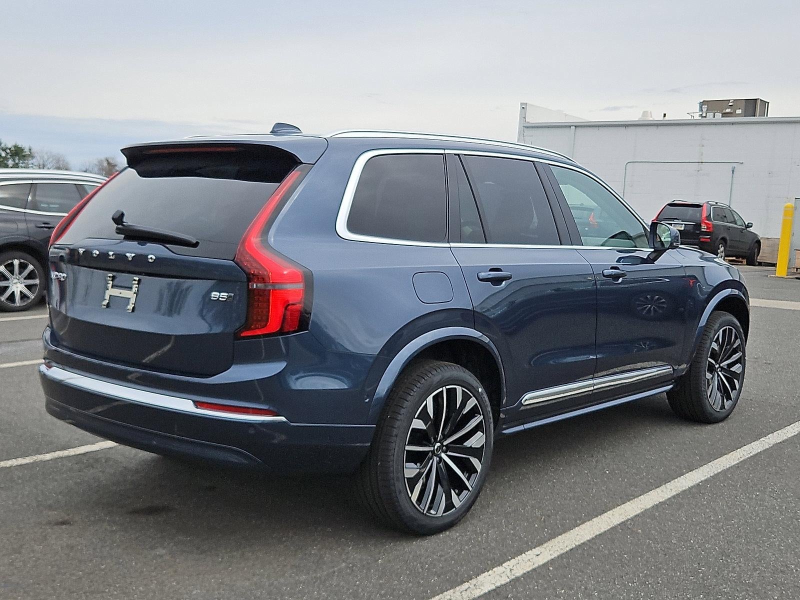 2026 Volvo XC90 B5 AWD Plus 7-Seater