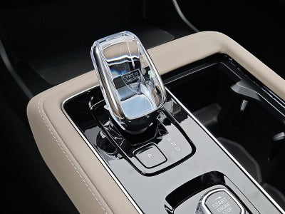 2026 Volvo XC90 B5 AWD Plus 7-Seater