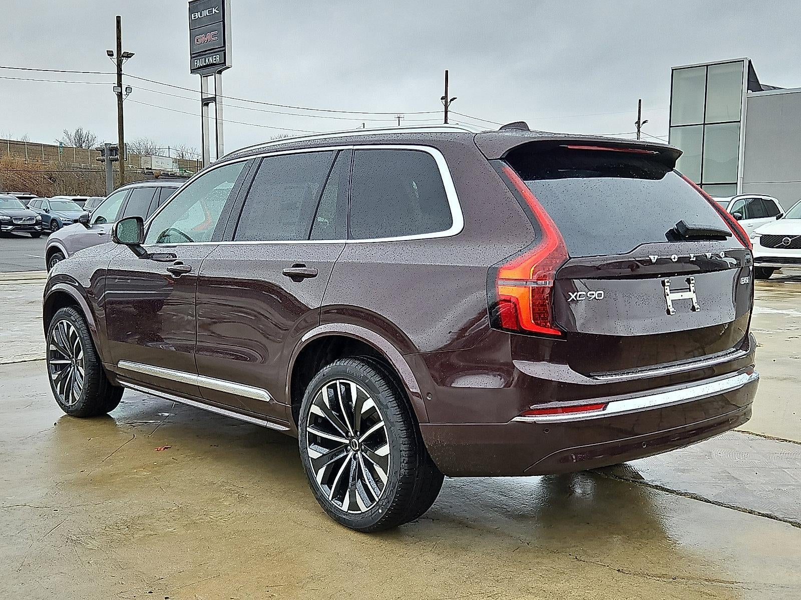 2026 Volvo XC90 B5 AWD Plus 7-Seater