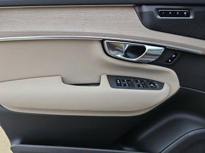 2026 Volvo XC90 B5 AWD Plus 7-Seater