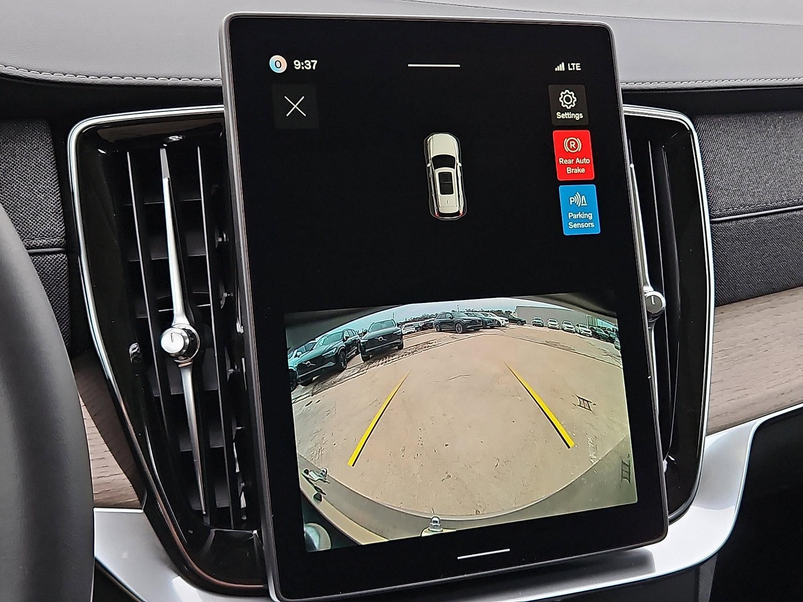 2026 Volvo XC90 B5 AWD Core 7-Seater