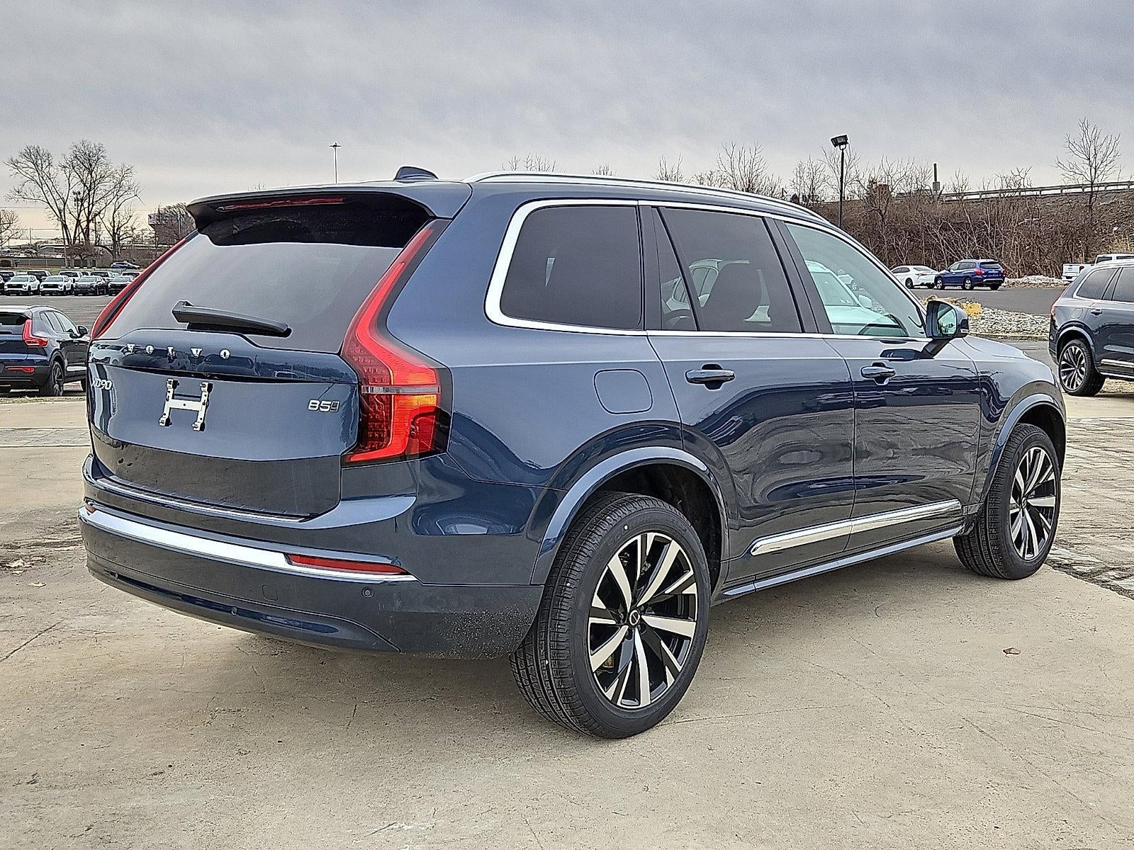 2026 Volvo XC90 B5 AWD Core 7-Seater