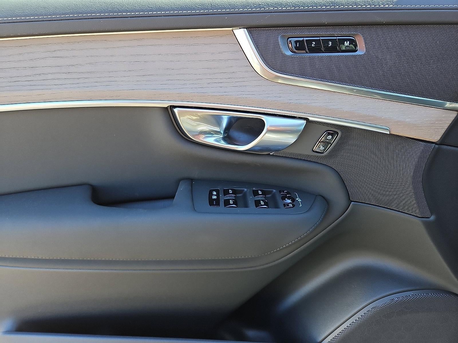 2026 Volvo XC90 B5 AWD Core 7-Seater