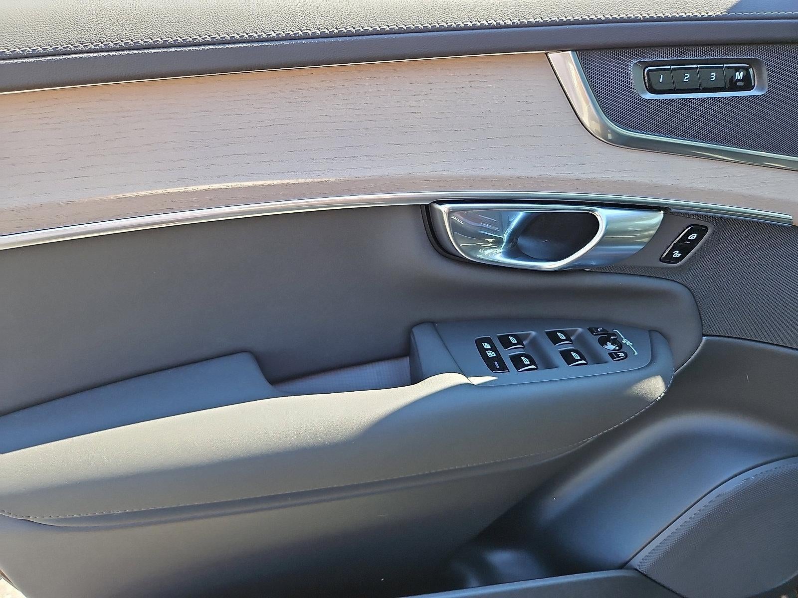 2026 Volvo XC90 B5 AWD Core 7-Seater