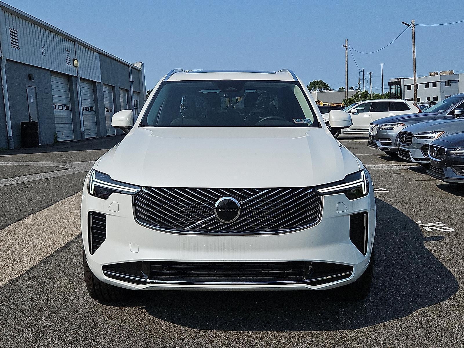 2026 Volvo XC90 B5 AWD Core 7-Seater