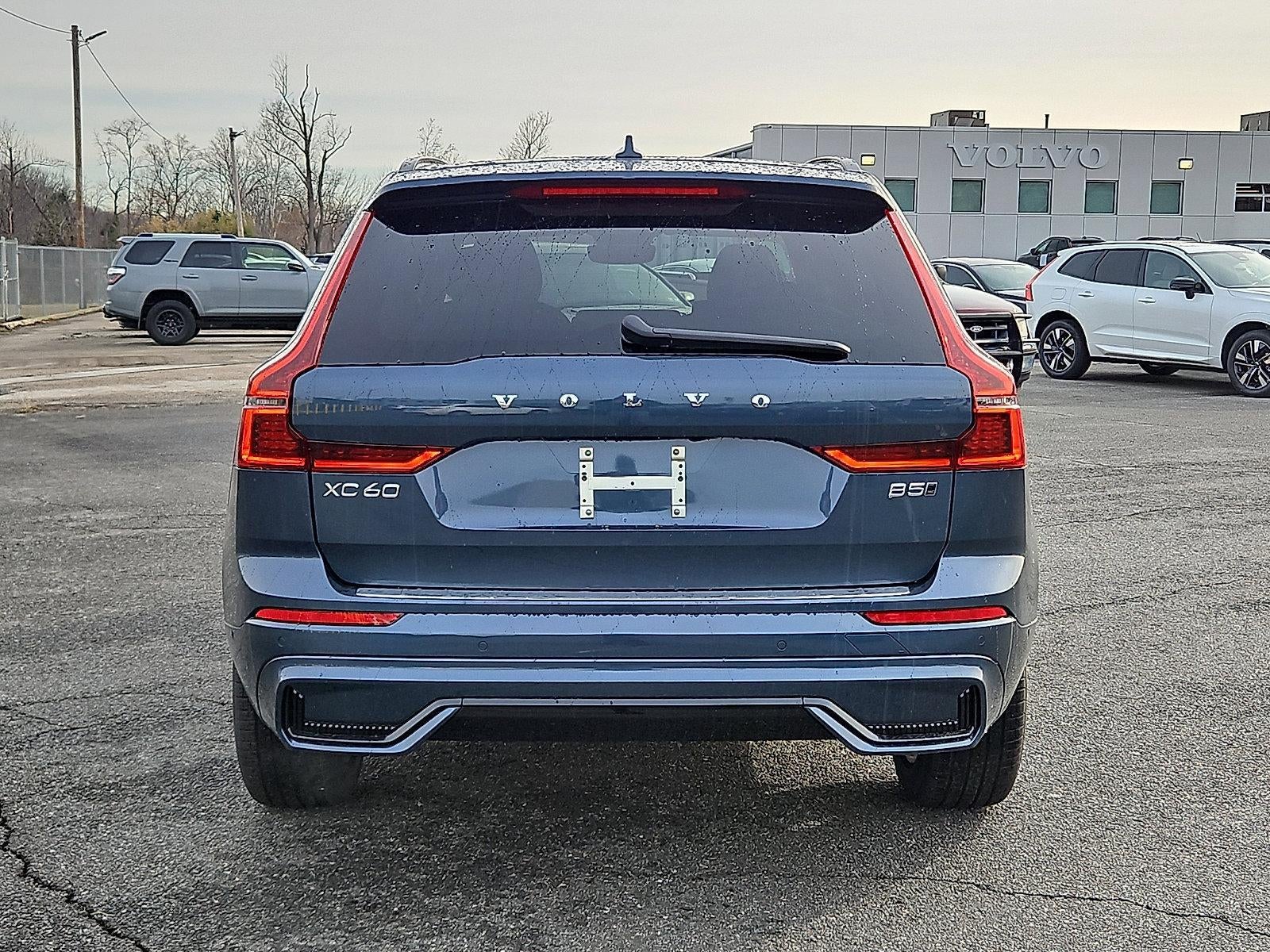 2026 Volvo XC60 B5 AWD Plus