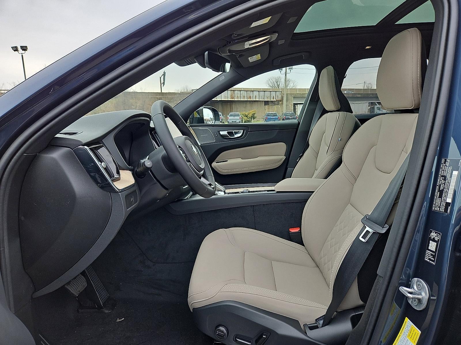 2026 Volvo XC60 B5 AWD Plus