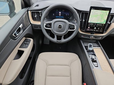 2026 Volvo XC60 B5 AWD Plus