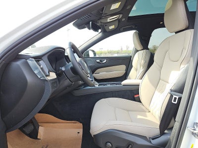 2026 Volvo XC60 B5 AWD Plus