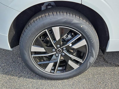 2026 Volvo XC60 B5 AWD Plus