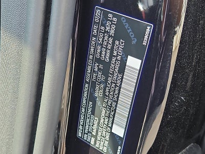 2026 Volvo XC60 B5 AWD Plus