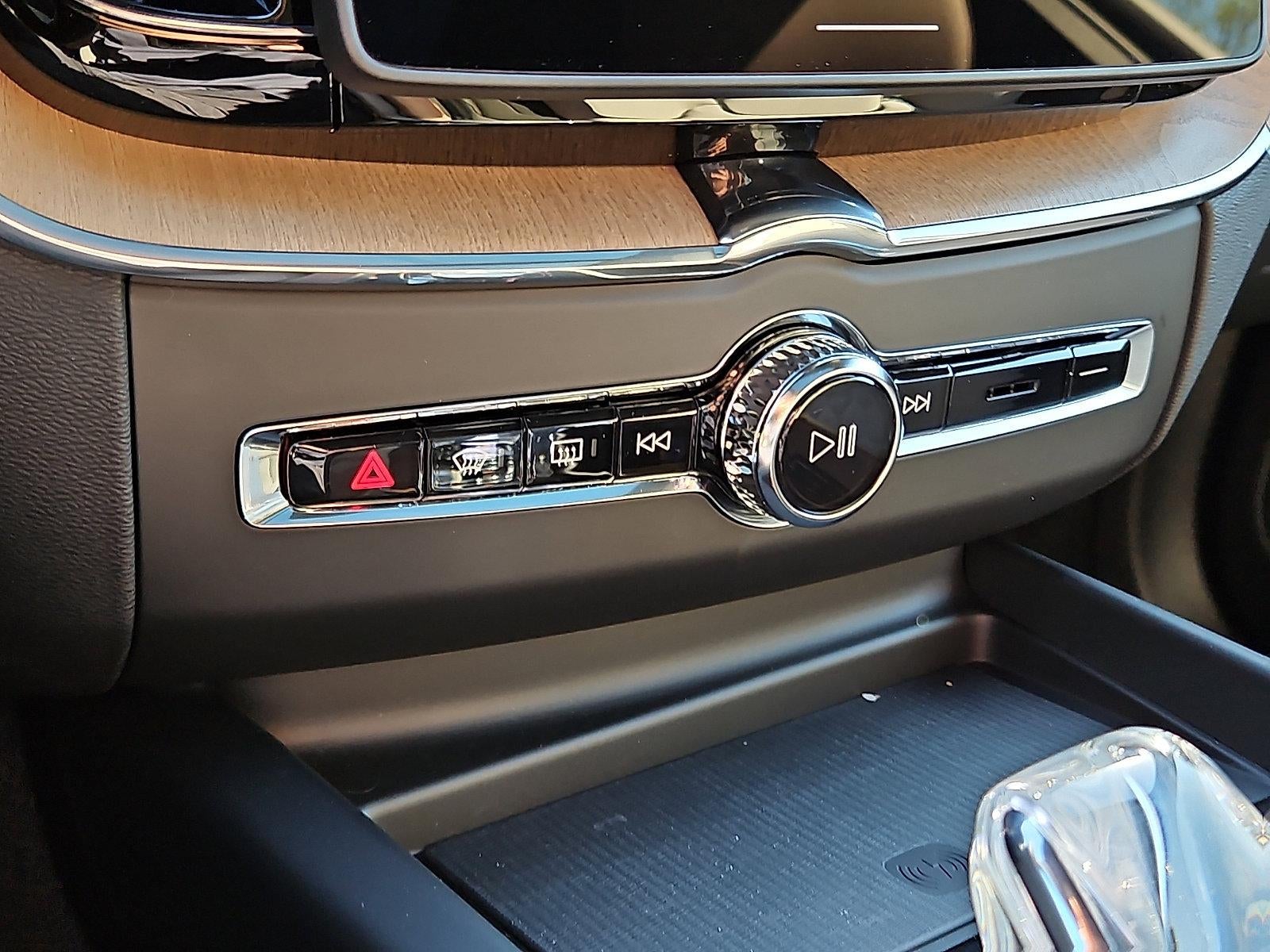 2026 Volvo XC60 B5 AWD Plus