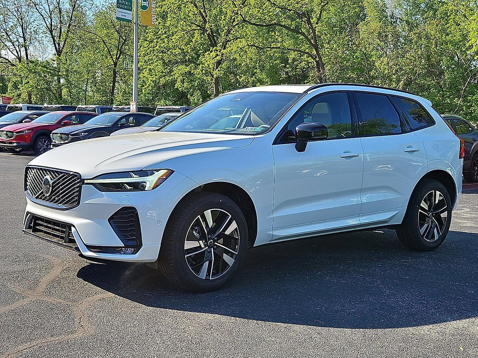 2026 Volvo XC60 B5 AWD Plus