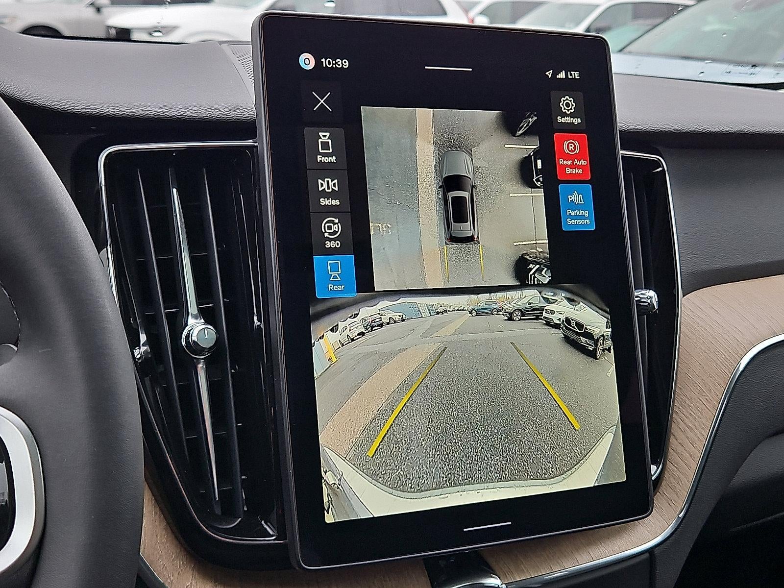 2026 Volvo XC60 B5 AWD Plus