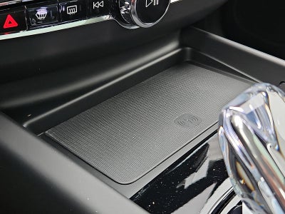 2026 Volvo XC60 B5 AWD Plus