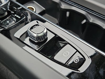 2026 Volvo XC60 B5 AWD Plus