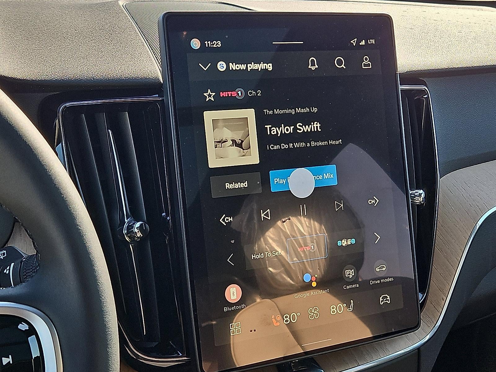 2026 Volvo XC60 B5 AWD Plus