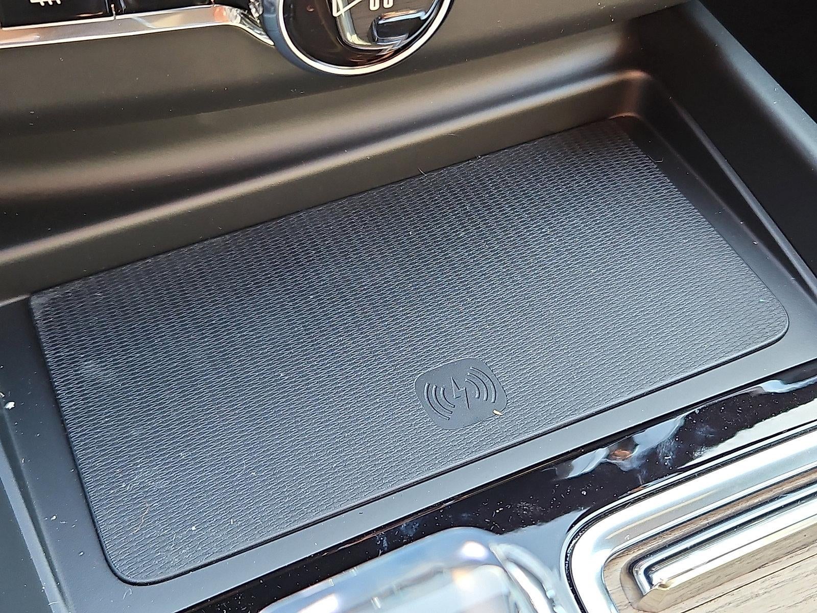 2026 Volvo XC60 B5 AWD Plus