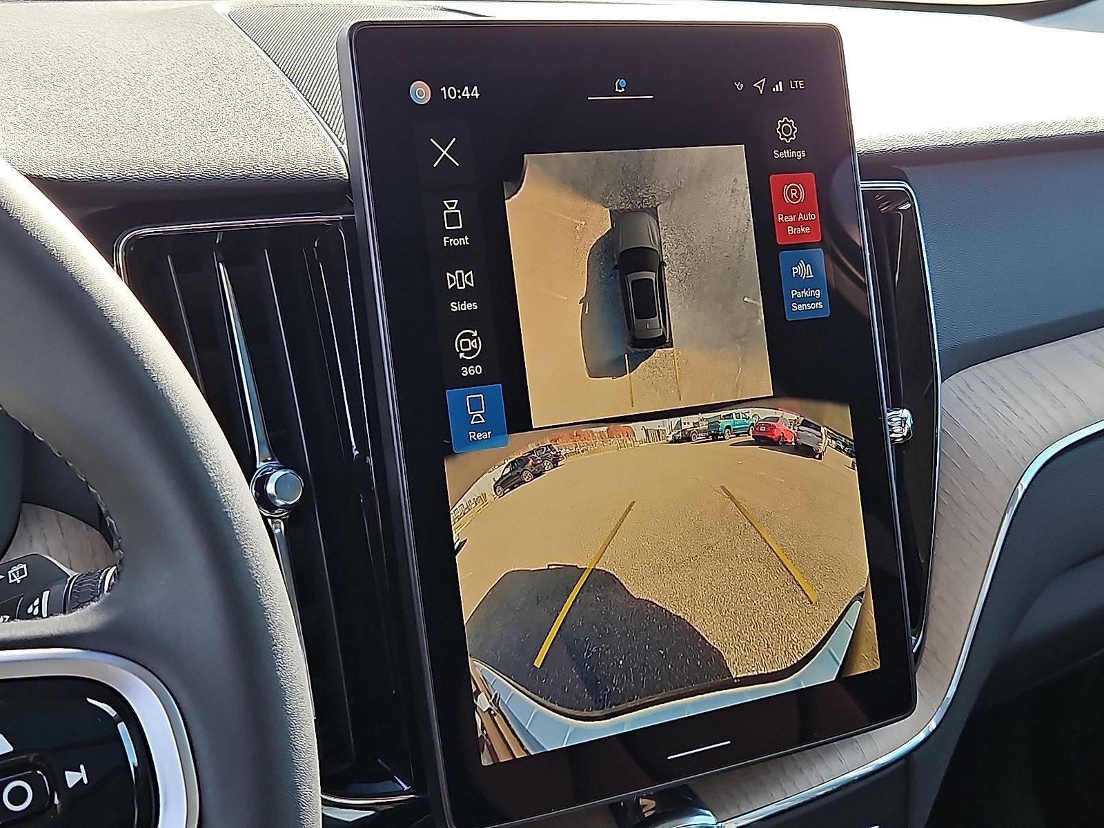 2026 Volvo XC60 B5 AWD Plus