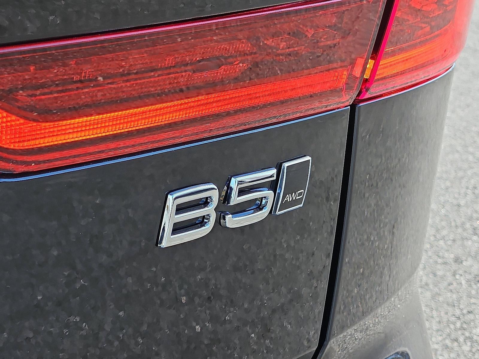 2026 Volvo XC60 B5 AWD Plus